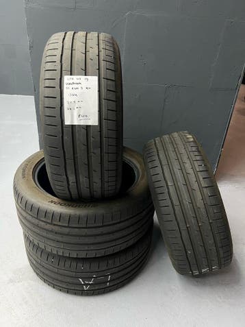 255/45/19 HANKOOK S1EVO3 5/6MM 2 STUKS 200,- (1324), Gebruikt, 255 mm, Band(en), Personenwagen