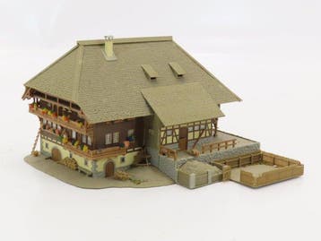 Faller H0 - 130366 - Modeltreingebouwen (1) - Zwarte woud, Nieuw