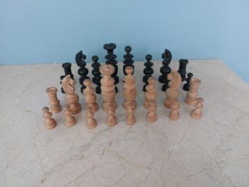 - Jeu d’Echecs Regence Française en Bois année 1970 -