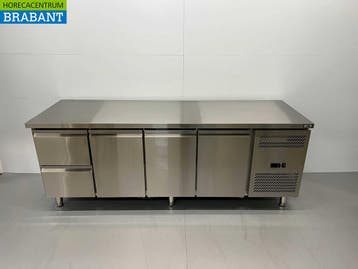 HCB RVS Koelwerkbank 3 deuren en 2 laden 223 cm 230V Horeca, Ophalen of Verzenden, Nieuw in verpakking