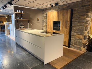 Showr keuken, greeploos, composiet blad, excl kastenwand, Ophalen, Wit, Nieuw, Enkelwandige keuken