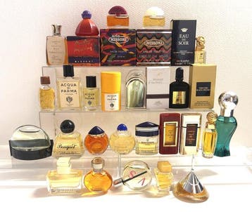 Collectie merkartikelen - Parfumminiaturen -