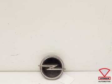 Opel Corsa F 2019+ Achterklep Opener Embleem 39185120, Auto-onderdelen, Ophalen, Gebruikt, Opel