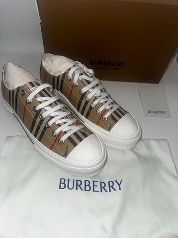 Burberry - Vintage Check - Sneakers - Maat: EU 40 - Nieuw, Nieuw