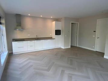 Te huur: Appartement Raadhuisstraat in Landsmeer, Landsmeer, Noord-Holland