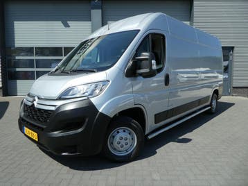 Citroën Jumper 33 2.2 BlueHDi 140 L3H2 airco camera navigati, Gebruikt, Euro 6, Citroën, Zilver of Grijs