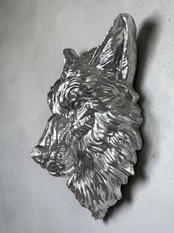 VICTOR MASSACRE - Reliëf, Silver Wolf Wall Sculpture - 25 cm