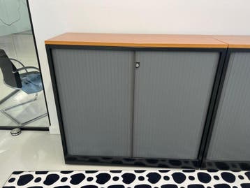 Online veiling: Lage roldeurkast, (2 stuks), Nieuw