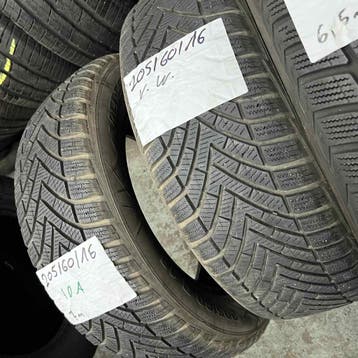2 x Vredestein Wintrac 205-60-16 Winterbanden 7mm, Gebruikt, 16 inch, Band(en), Personenwagen