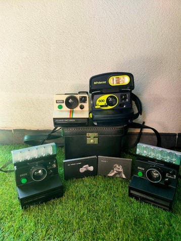 Polaroid Camera Collection - 1000 Rainbow, 600 Cool Cam, Nieuw