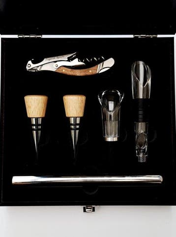 Laguiole - Corkscrew, 2 Bottle Stoppers, 1 Pouring Spout and, Antiek en Kunst