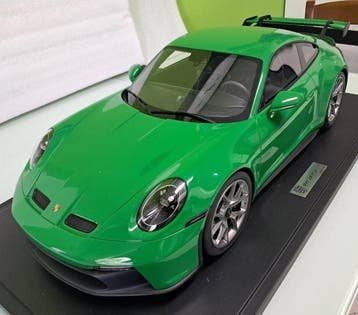 GT Spirit 1:8 - Model sportwagen - PORSCHE 911 - 992 GT3, Nieuw