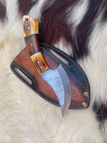Handcrafted Steel Curved Hunting Knife – Burnt Bone & wood