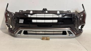Mitsubishi Outlander III Facelift voorbumper 6410G227ZZ, Auto-onderdelen, Carrosserie en Plaatwerk, Ophalen, Gebruikt, Voor, Mitsubishi