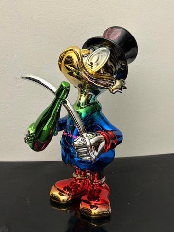 GF Exclusives - Dom Pérignon Champagne Bottle Duck
