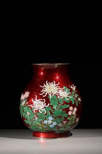 Vaas - Emaille, Cloisonné - Een cloisonné-vaas met een