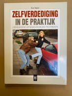 Zelfverdediging in de praktijk gebaseerd op Budo-Technieken, Boeken, Ophalen of Verzenden, Zo goed als nieuw, Vechtsport