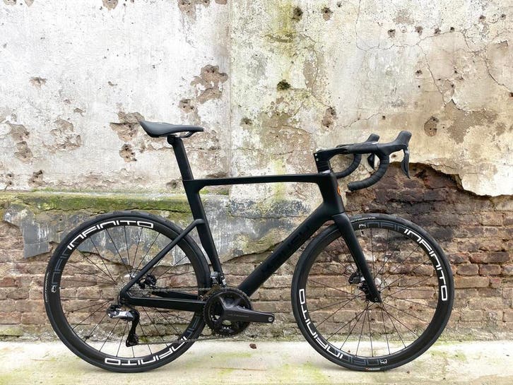 Krush All-in | Tijdelijk €200,- Shimano korting |, Fietsen en Brommers, Fietsen | Racefietsen, Nieuw, Carbon, Overige merken, Meer dan 20 versnellingen