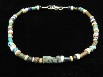 Oud-Egyptisch Armband gemaakt van glas en