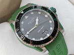 Gucci - Gucci Dive Green Rubber Strap – 40 mm – Like New –, Nieuw