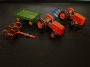 Tekno 1:50 - Model landbouwmachine (5) - Ferguson, Nieuw