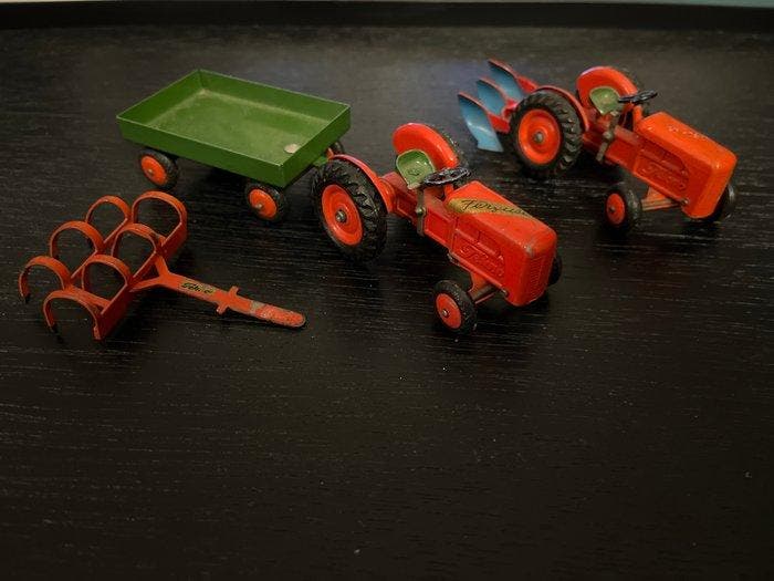 Tekno 1:50 - Model landbouwmachine (5) - Ferguson, Hobby en Vrije tijd, Modelauto's | 1:5 tot 1:12