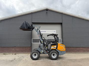 GIANT G2700 HD+ minishovel 2025 €475 LEASE, Ophalen, Wiellader of Shovel