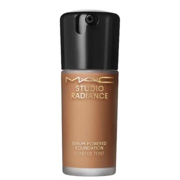 MAC Cosmetics - Studio Radiance Serum Foundation - NC55, Ophalen of Verzenden, Nieuw, Gehele gezicht, Make-up