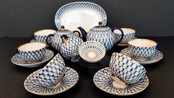 Lomonosov Imperial Porcelain Factory - A. Yatskevich Shape: