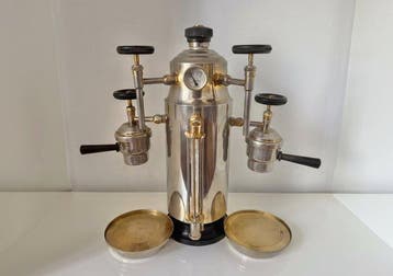 Koffiezetapparaat - Messing - Expositie: Antieke Femoka