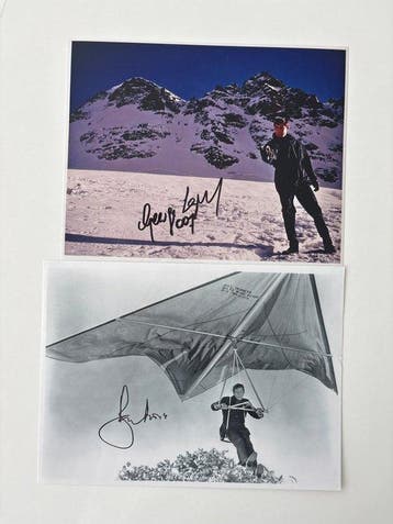 James Bond - Lot of 2 handsigned photos George Lazenby and, Nieuw