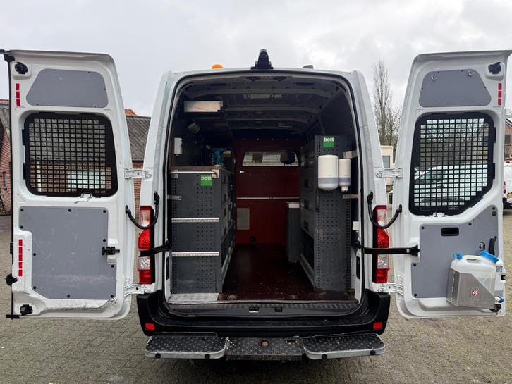 Opel Movano 2.3 CDTI BiTurbo L2H2 servicebus 230V victron Bo, Auto's, Bestelauto's, Onderhoudsboekje, Lease, Automaat, Wit, Financial lease