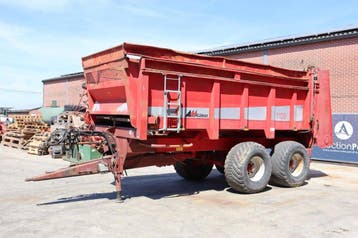 Veiling: Mestverspreider Agrimat T120, Ophalen, Gewasbescherming en Bemesting