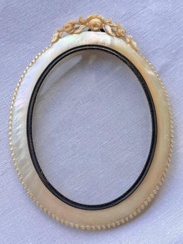Antique Carved Shell - Lijst- Uniek - Gepatineerd brons,
