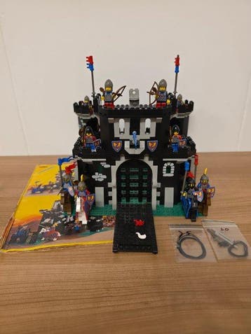 Lego Set - 6085 - Castle - Black Monarchs Castle, Kinderen en Baby's, Speelgoed | Duplo en Lego, Nieuw