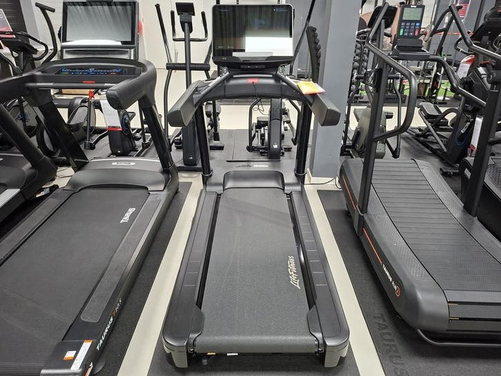 Life Fitness Integrity+ Loopband, Sport en Fitness, Fitnessapparatuur