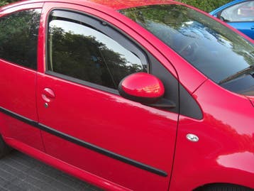 Zijwindschermen donker pasvorm tbv peugeot oa 107 206 boxer, Ophalen of Verzenden, Nieuw, Skoda