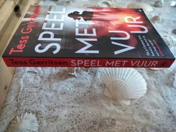Tess Gerritsen - Speel met vuur, Gelezen, Tess Gerritsen