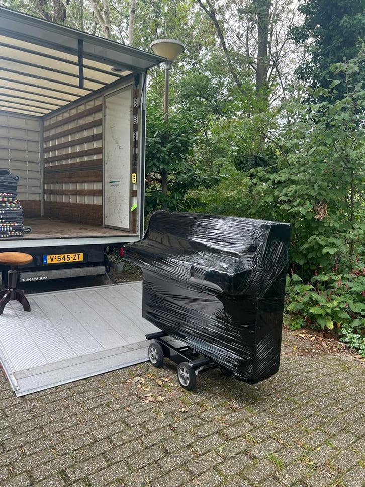 Piano en vleugels verhuizing en ontruiming kantoor ontruimin, Diensten en Vakmensen, Verhuizers en Opslag, Bedrijfsverhuizingen