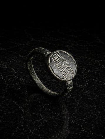 Laat-Romeins / Vroeg-Byzantijns Brons Ring - 4e tot 6e eeuw