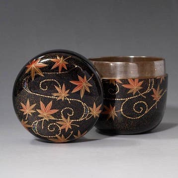 Grote Natsume-theecaddy met Tatsutagawa maki-e - Hout, Lak -