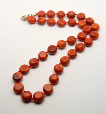 Koraal - Fijne rode koraal ronde schijf kralenketting 36 g -, Verzamelen, Mineralen en Fossielen