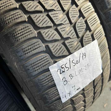 2 x Bridgestone Blizzak LM-25 255-50-19 Winterbanden 7mm, 19 inch, Gebruikt, 255 mm, Band(en)