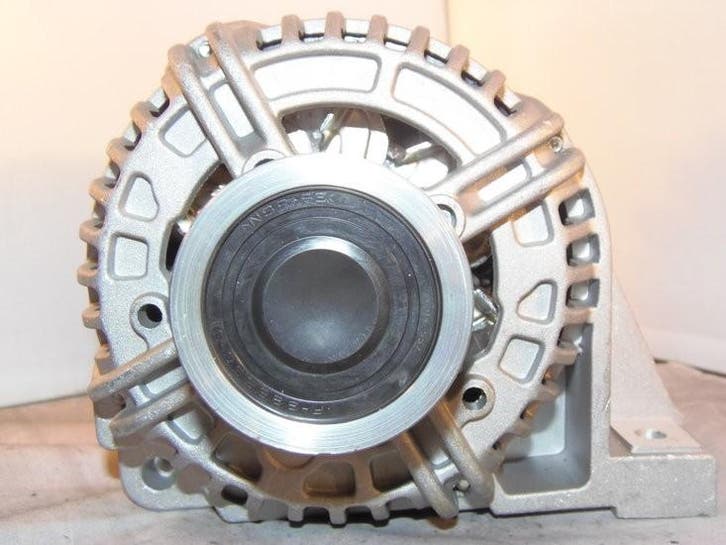 Dynamo 140A. Volvo nieuw, Auto-onderdelen, Motor en Toebehoren, Verzenden