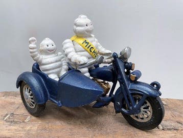 Mascotte - Gietijzer, Schitterend gietijzeren figuur van