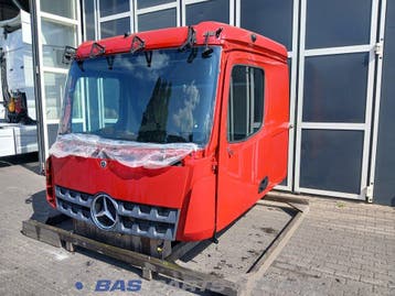 Mercedes Actros MP4 ClassicSpace L-cab L2H1 A 000 600 10 05, Ophalen, Gebruikt, Mercedes-Benz, Overige Auto-onderdelen
