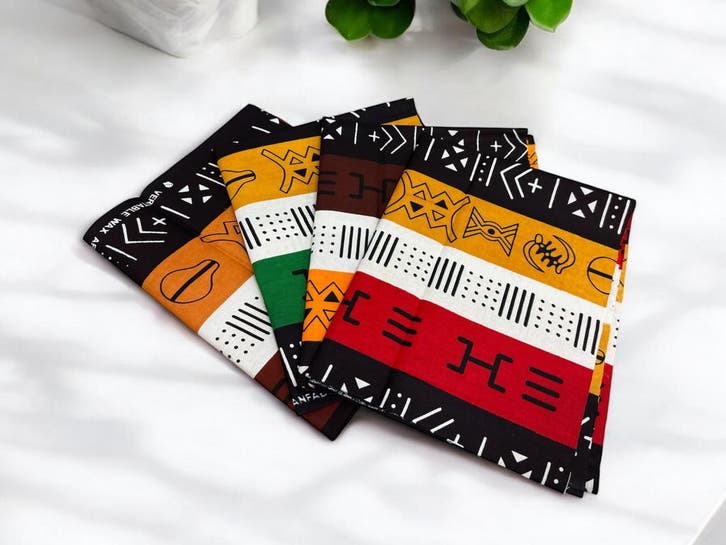 4 Fat quarters - Bogolan X Mix Quiltstoffen / Patchwork stof, Hobby en Vrije tijd, Stoffen en Lappen, Nieuw, Ophalen of Verzenden