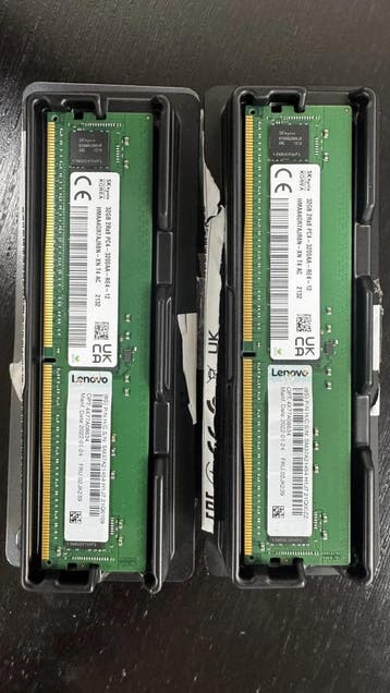 Lenovo hmaa4gr7ajr8n-xn t4 ac 32GB 2Rx8 PC4-3200AA RE4 -, Computers en Software, Ophalen of Verzenden, Nieuw