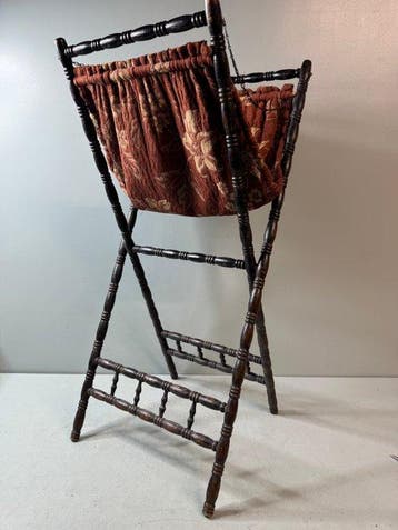 Mand - Prachtige Vintage Houten Naaimand / Opvouwbare