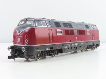Fleischmann H0 - 4235 - Diesellocomotief (1) - BR 221 - DB, Nieuw